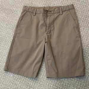 Vineyard Vines khaki shorts